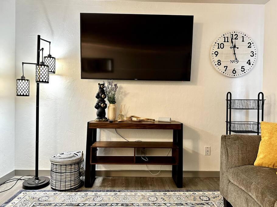 Comfortable 2Br Apt Central Фэрбанкс Экстерьер фото