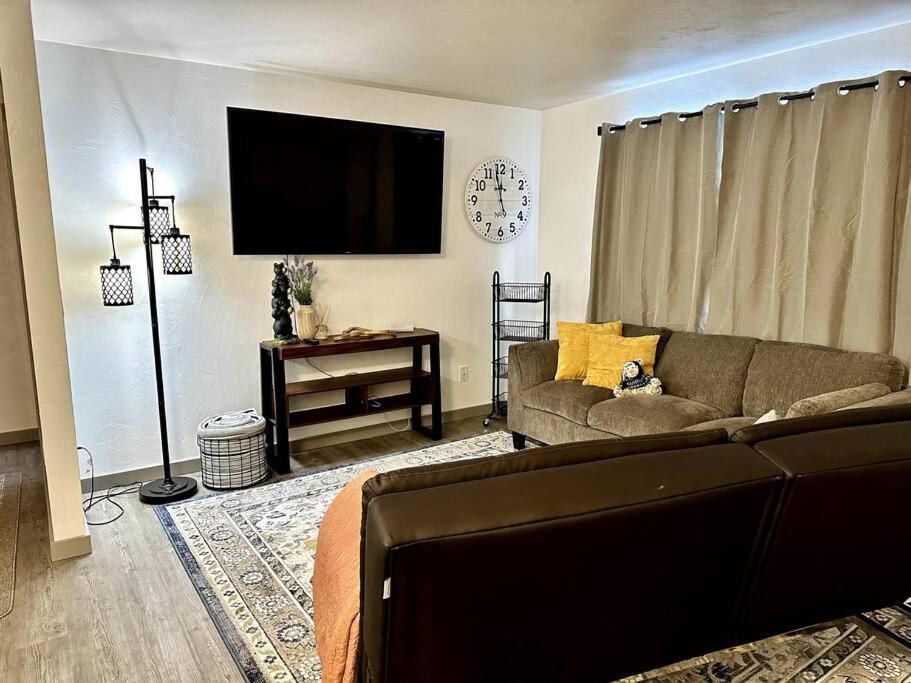 Comfortable 2Br Apt Central Фэрбанкс Экстерьер фото